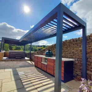 How to Decorate Your Garden and Pergola for Autumn